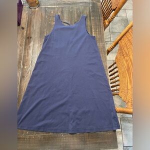 Vineyard vines dress